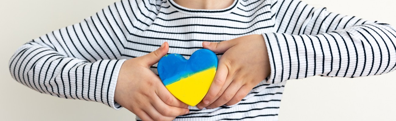  Про допомогу громадянам України